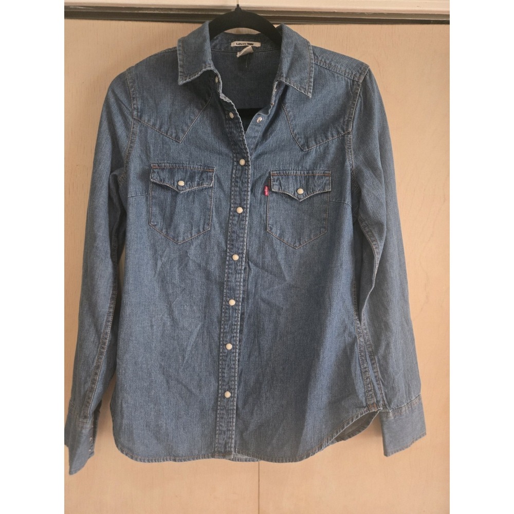 Levi's Womens Small Pearl Snap Western Shirt Blue Denim Chambray Cowgirl Pockets
